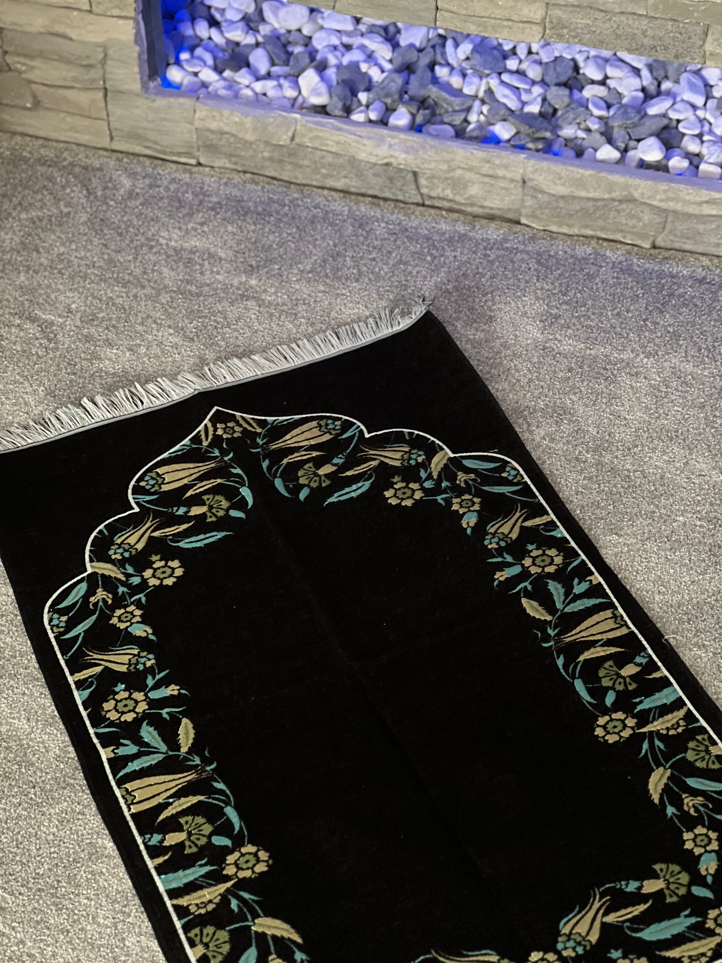 Embroidered Blue/Green Floral Prayermat