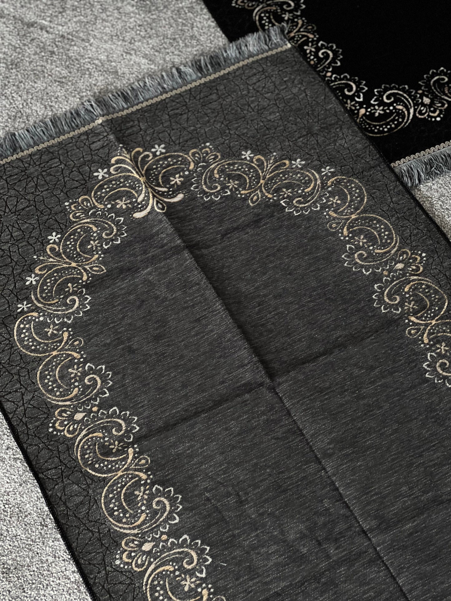 Embroidered Grey Arch Prayermat