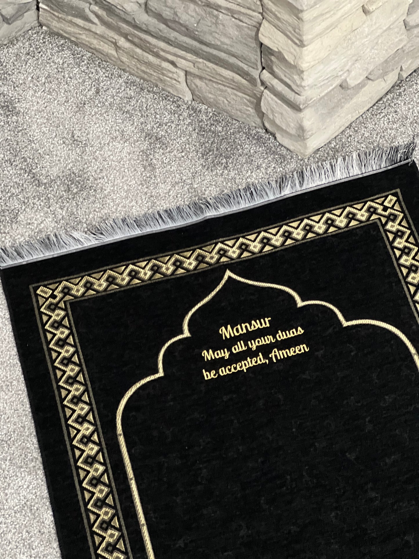 Prayermat - Black & Gold Arch